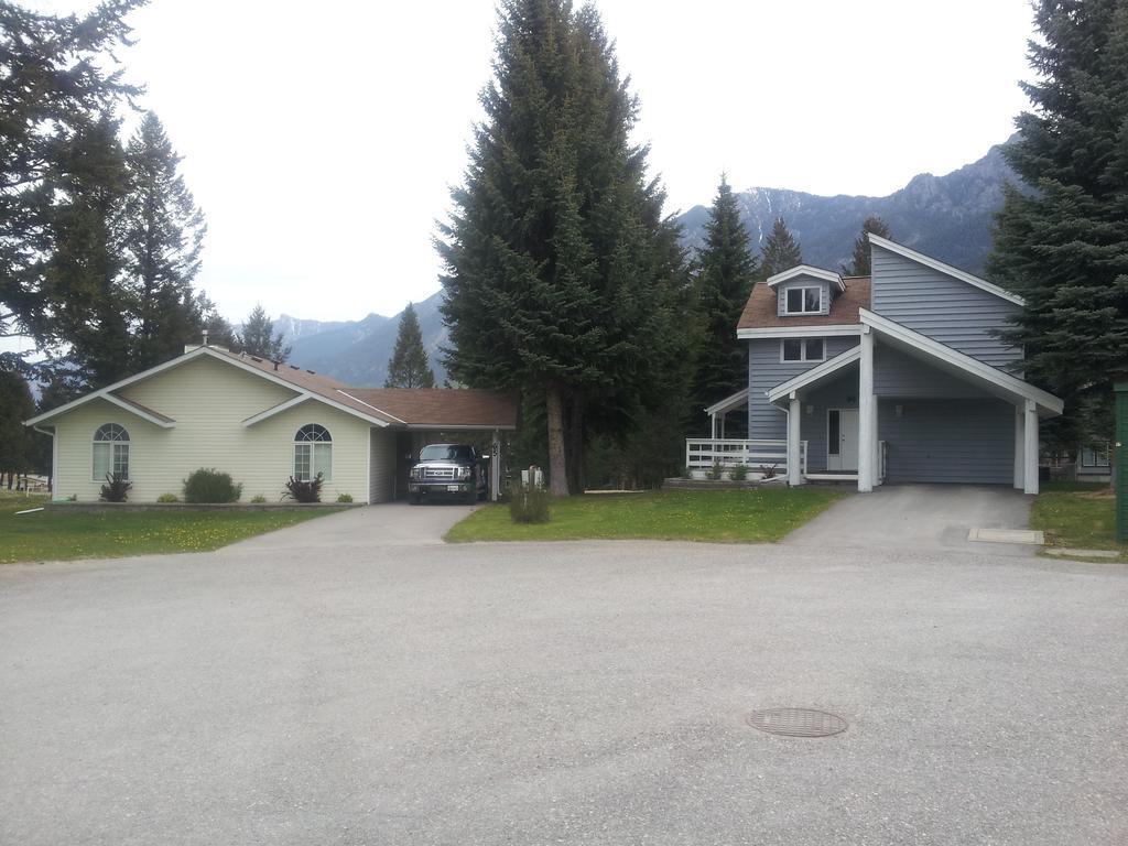 Radium Valley Vacation Resort Invermere Exterior photo